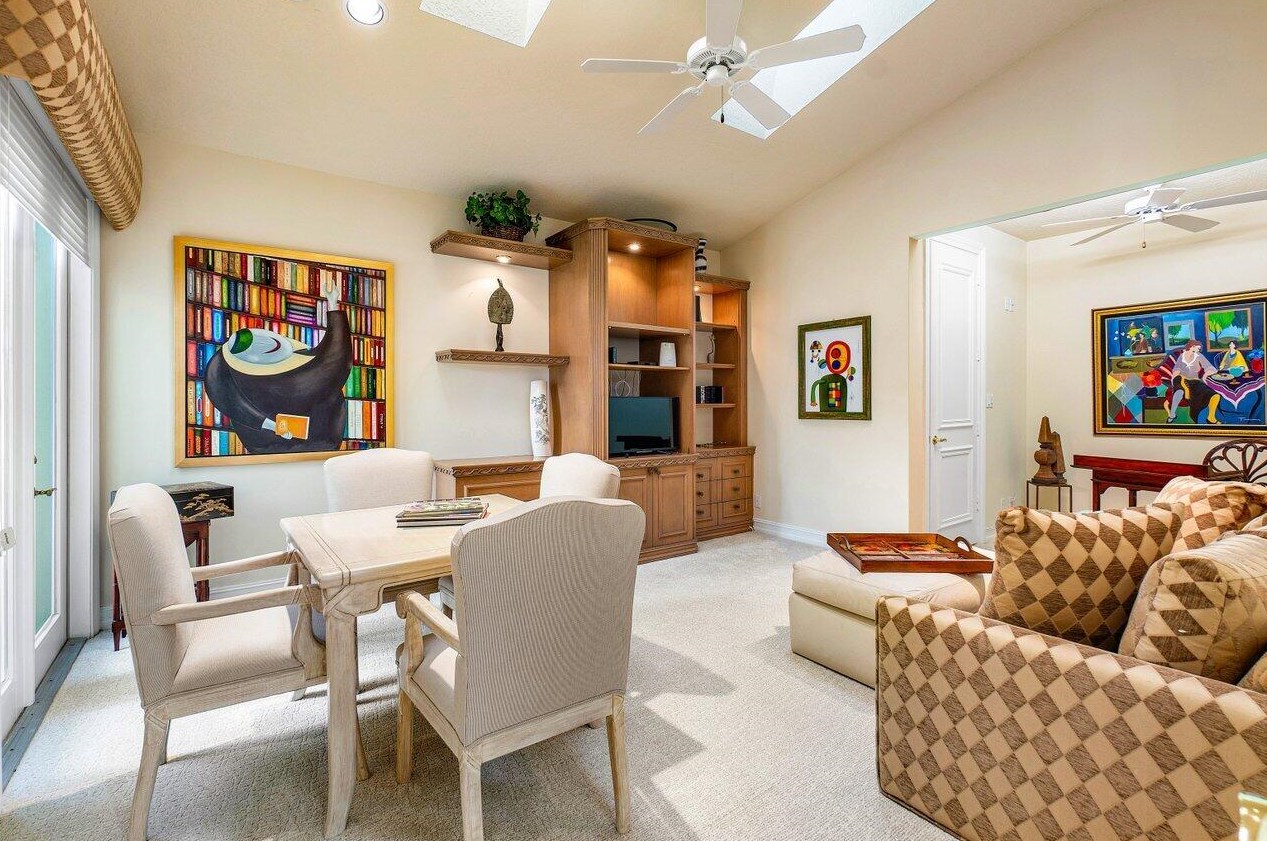 13 Is Dr, Boynton Beach FL 33435-3310 exterior