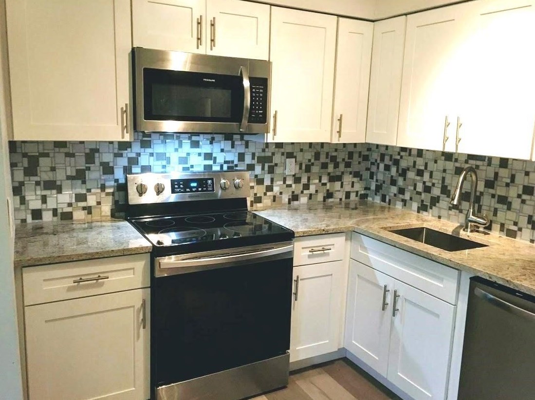 260 Nw 19th St Apt 3, Boca Raton, FL 33432