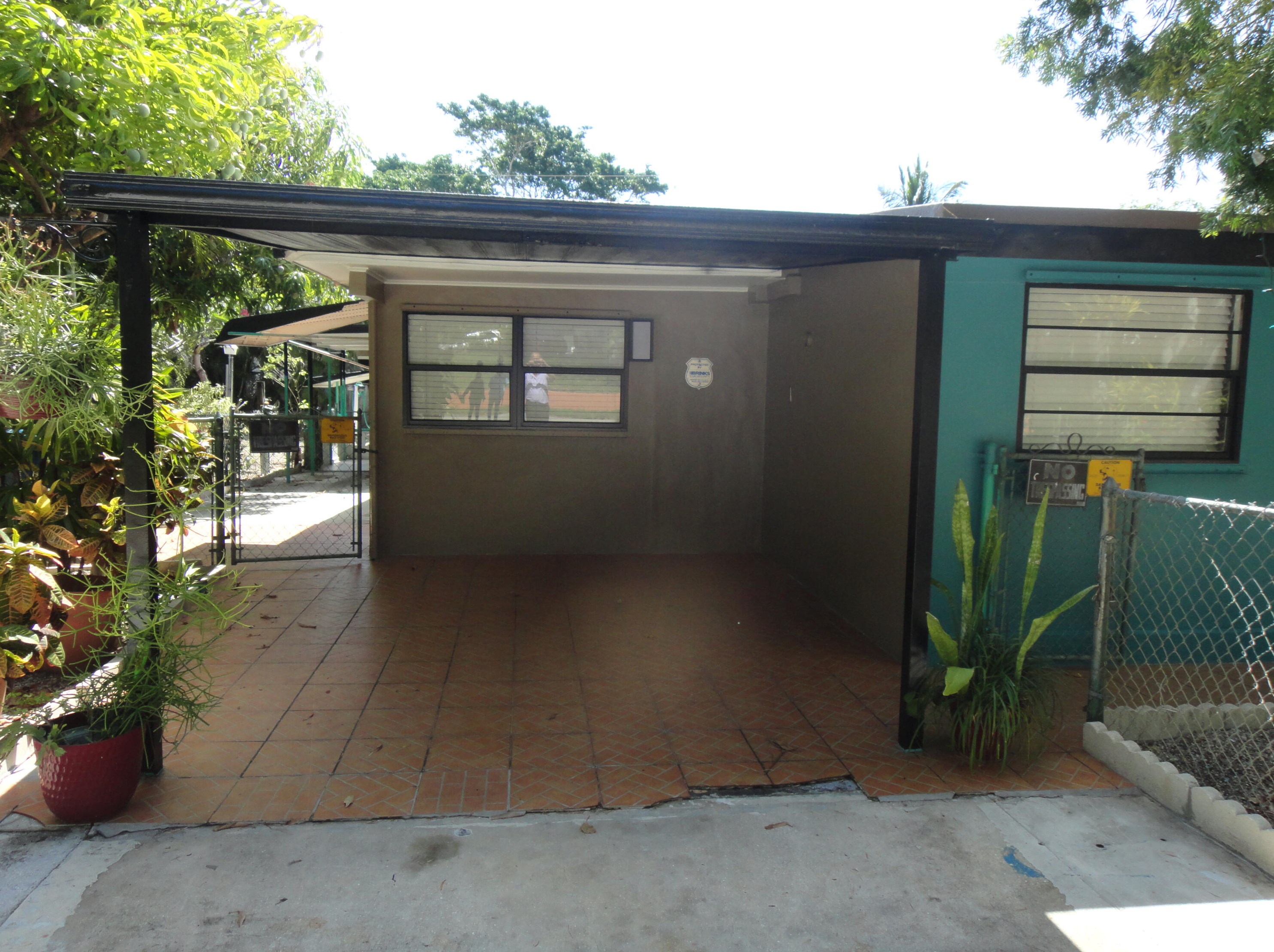 3280 Palm Dr, Boynton Beach, FL 33435-1633