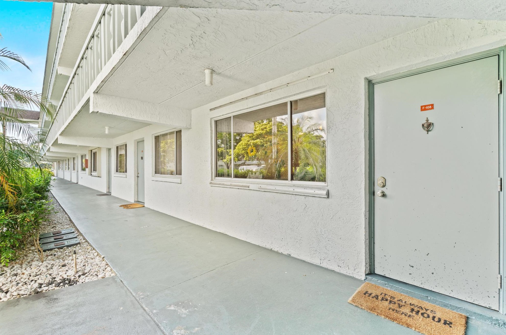 2000 Springdale Blvd, Lake Worth, FL 33461-6384