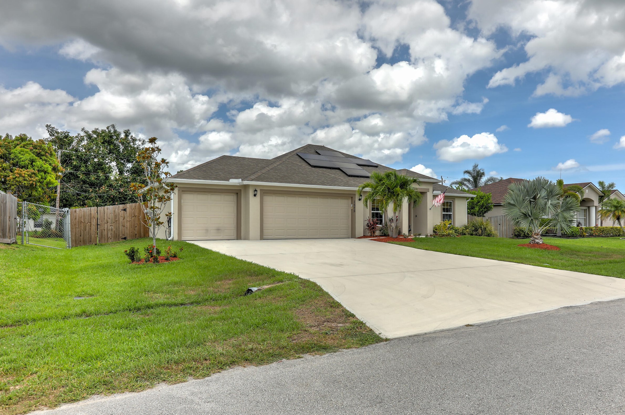 1575 Andalusia Rd, Fort Pierce, FL 34953-4308
