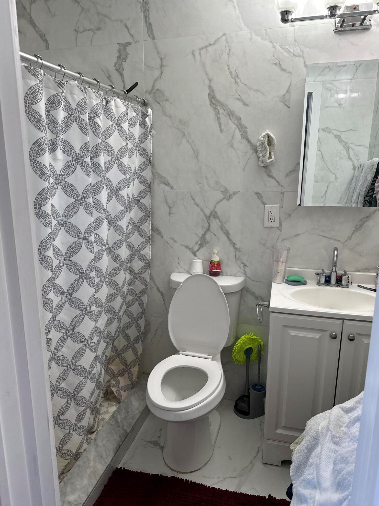 5823 Churchill Cir, West Palm Beach FL  33405-3444 exterior