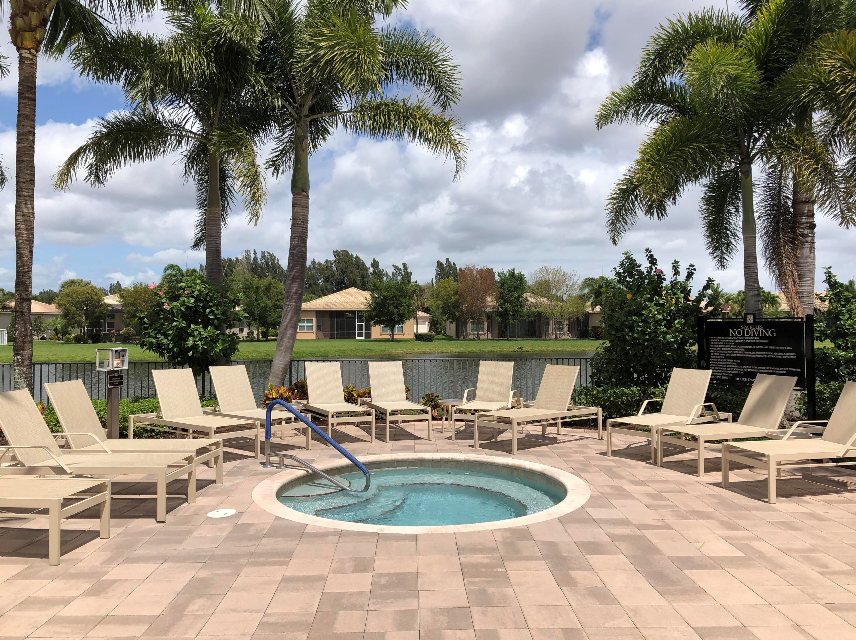 9809 Halston Mnr, Boynton Beach FL  33473-4977 exterior