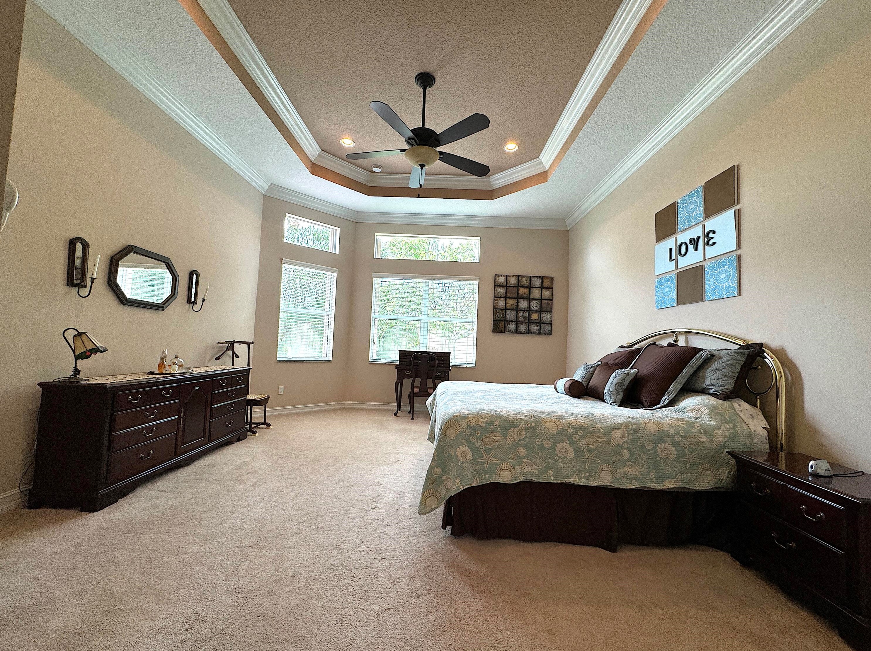 9809 Halston Mnr, Boynton Beach FL  33473-4977 exterior