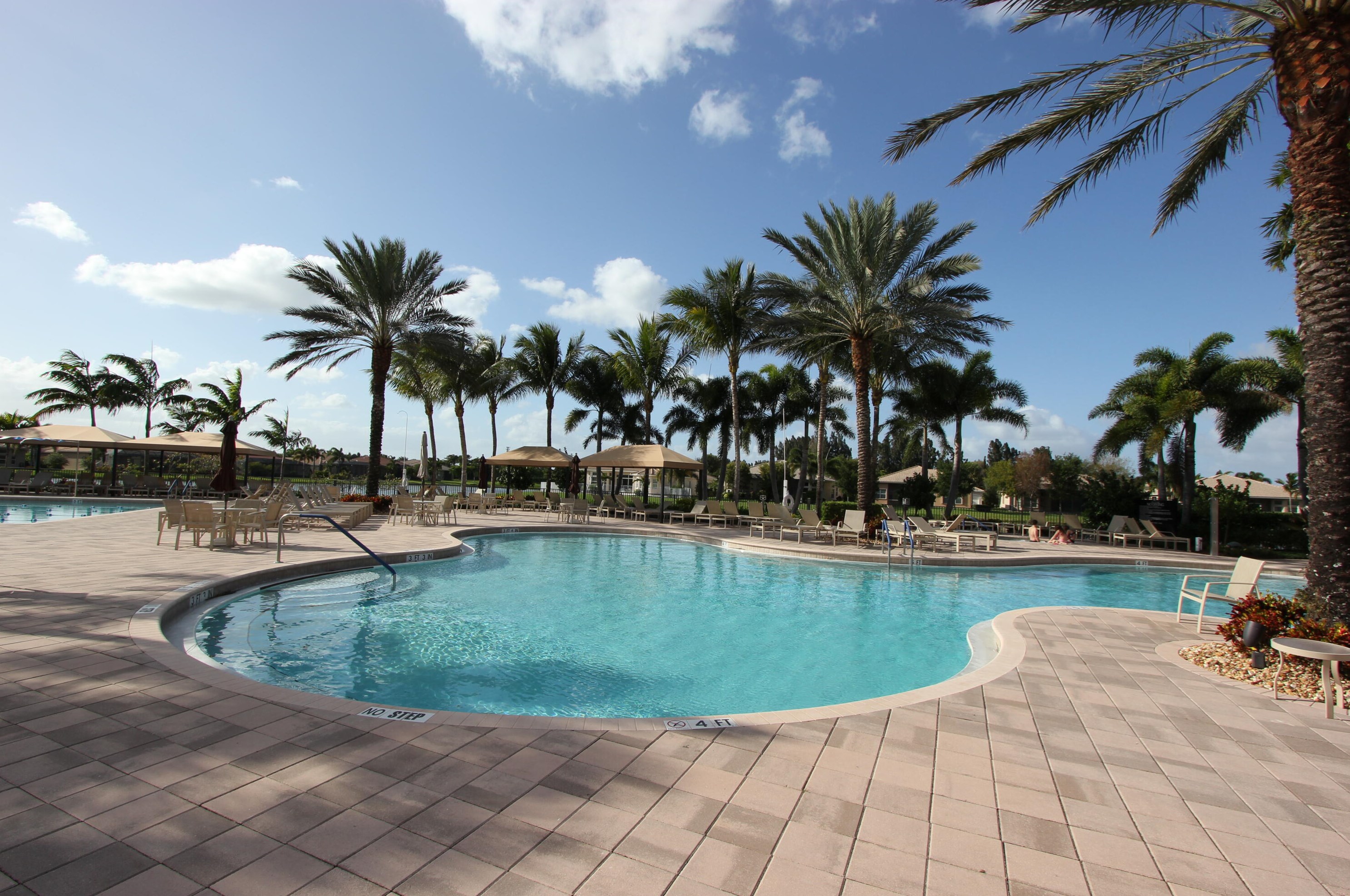 9809 Halston Mnr, Boynton Beach FL  33473-4977 exterior