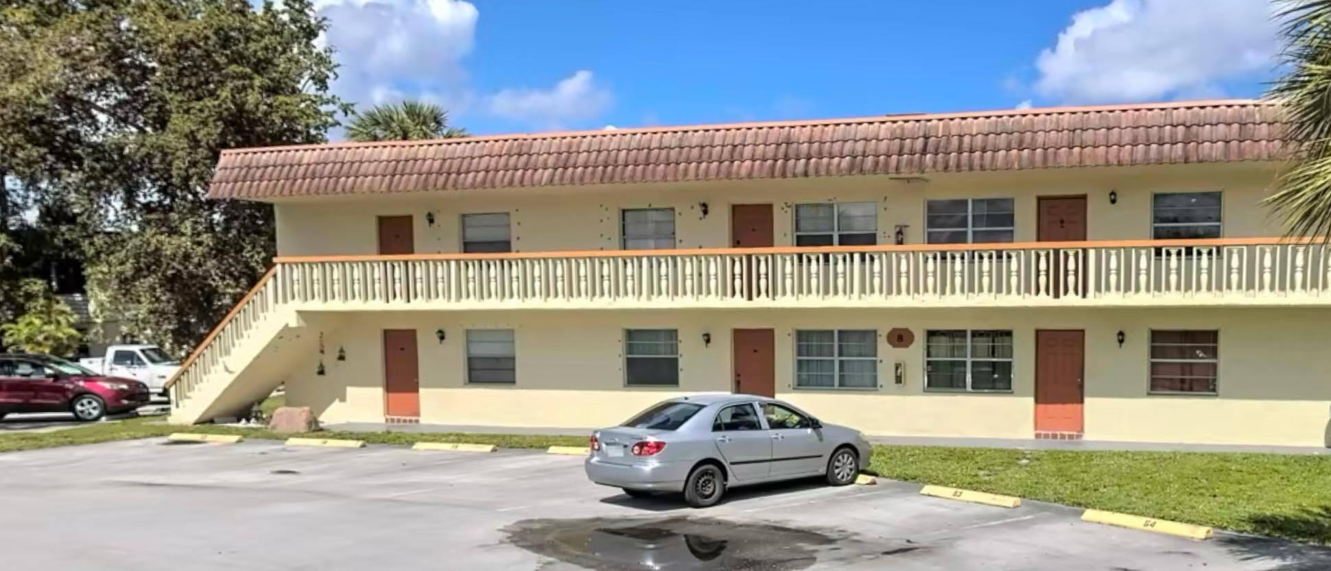 3777 Nw 78th Ave #8c, Hollywood, FL 33024