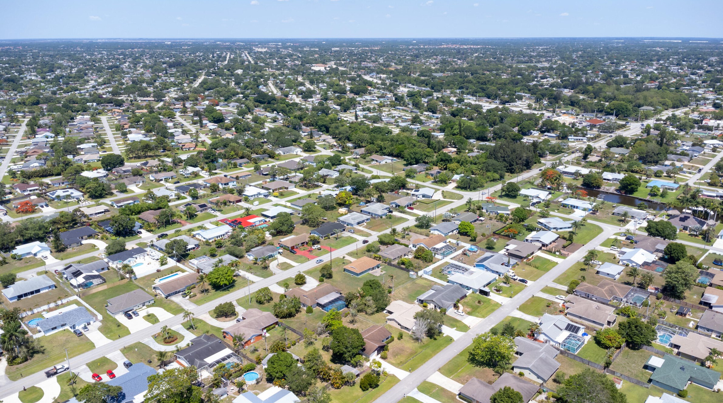 550 Anchor Ln, Fort Pierce FL  34983-2202 exterior