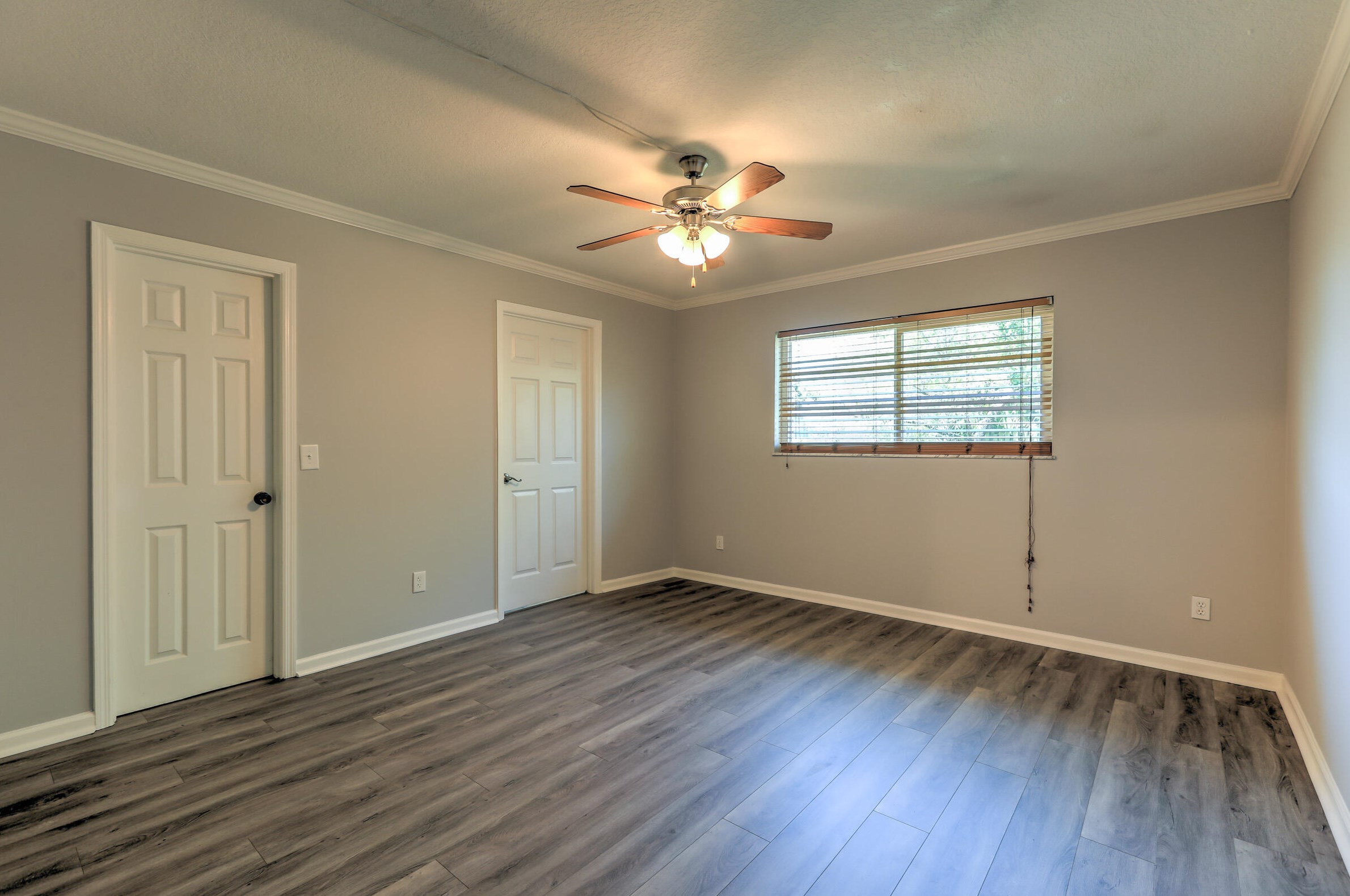 550 Anchor Ln, Fort Pierce FL  34983-2202 exterior