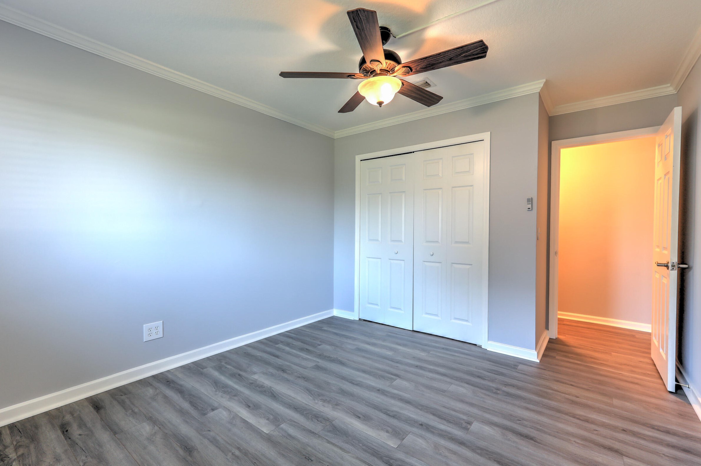 550 Anchor Ln, Fort Pierce FL  34983-2202 exterior