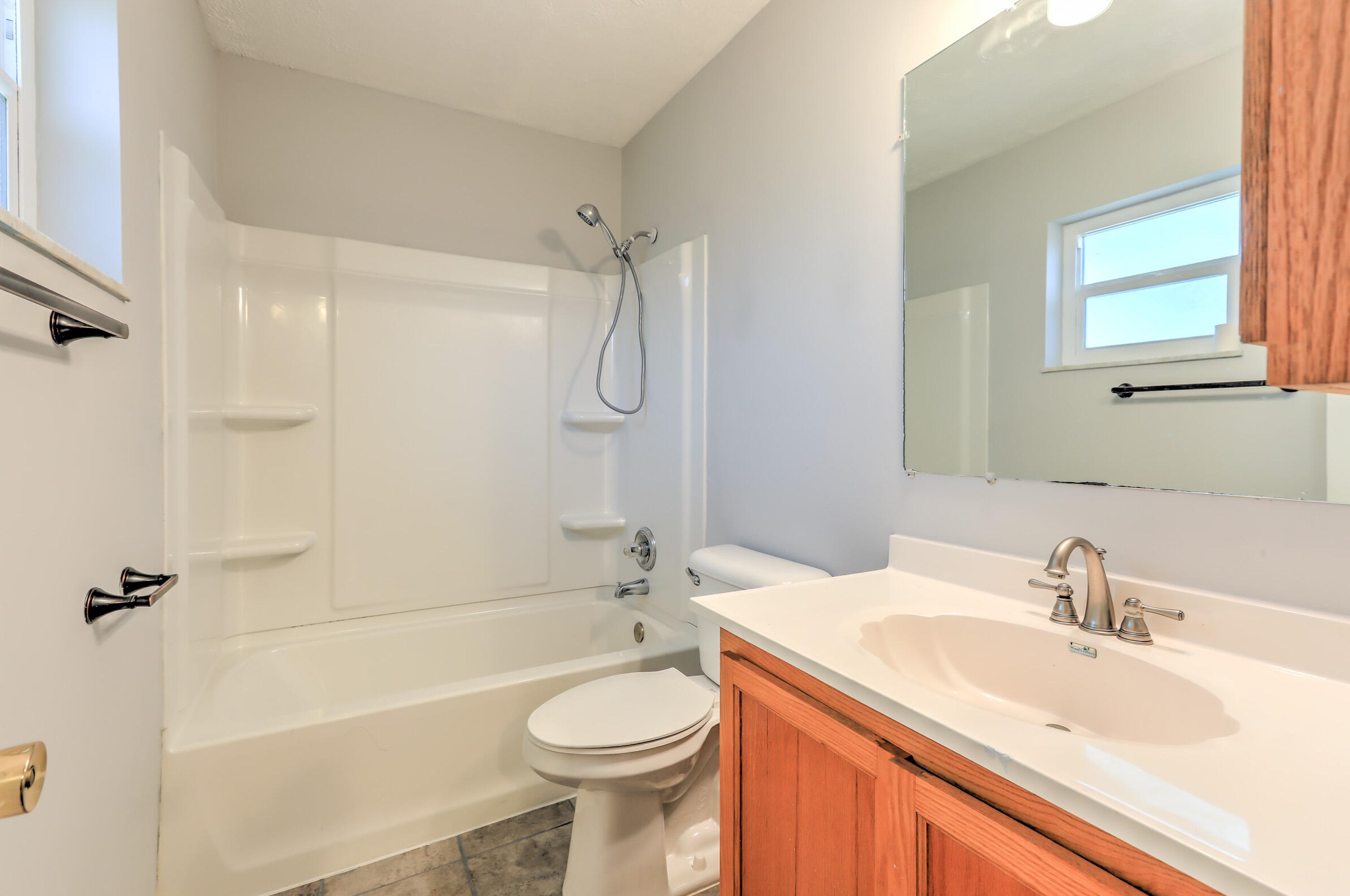 550 Anchor Ln, Fort Pierce FL  34983-2202 exterior