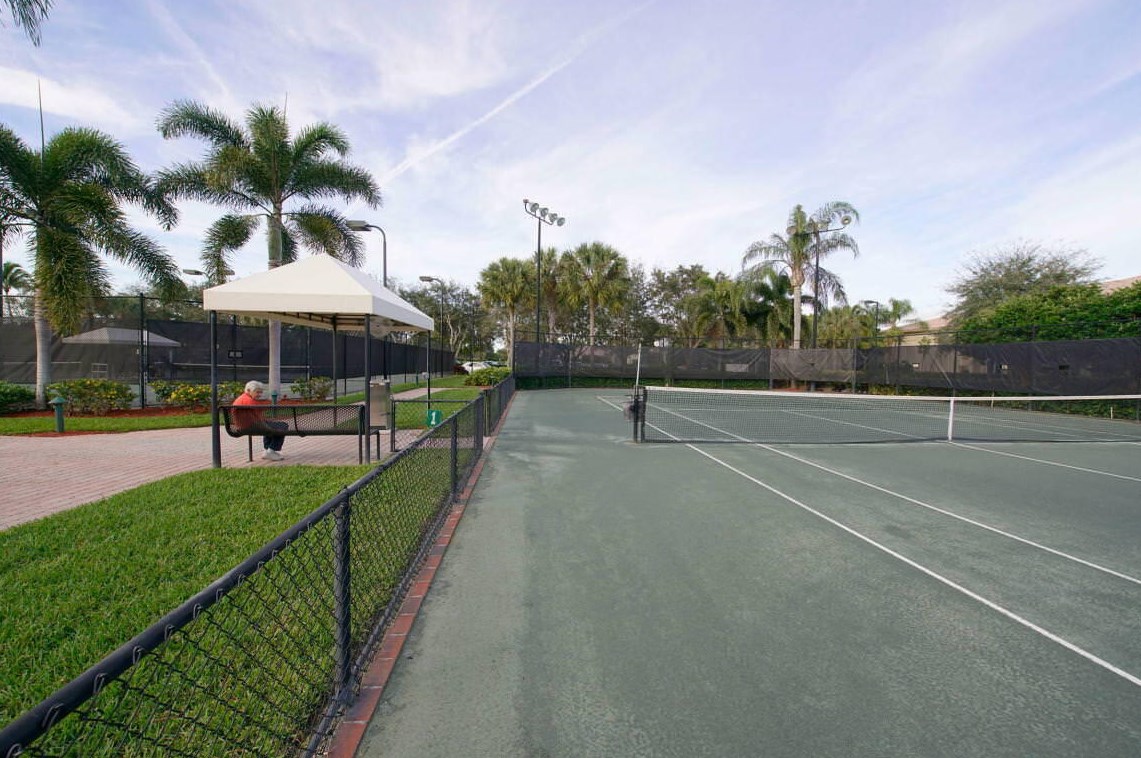 7433 Lahana Cir, Boynton Beach FL 33437-7173 exterior