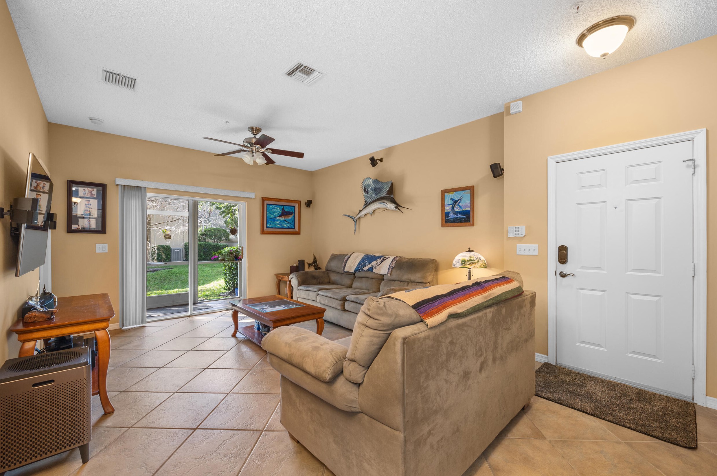 103 Lighthouse Cir #i, Jupiter, FL 33469