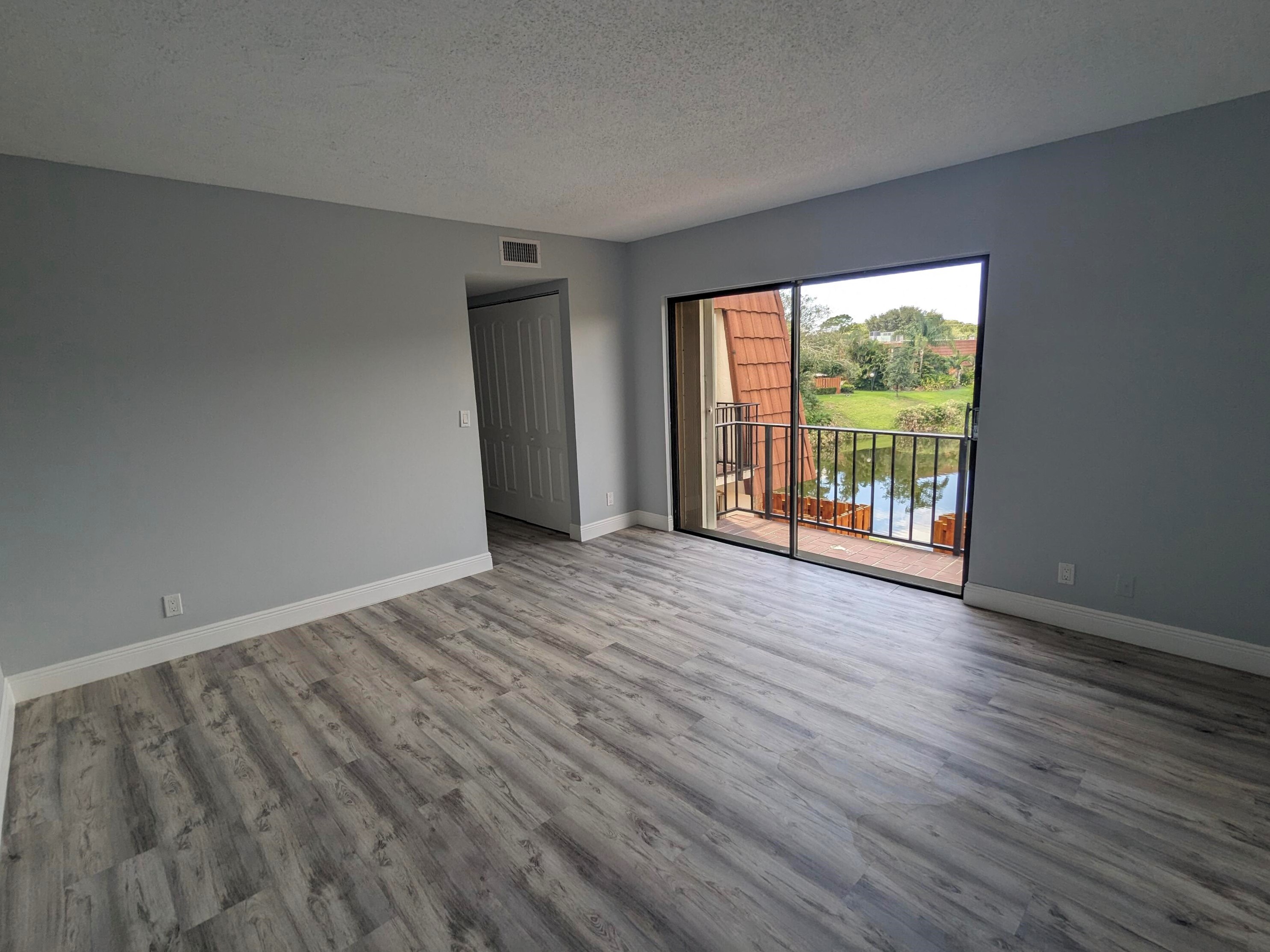 3322 San Fernando Dr, Delray Beach FL  33445-6799 exterior