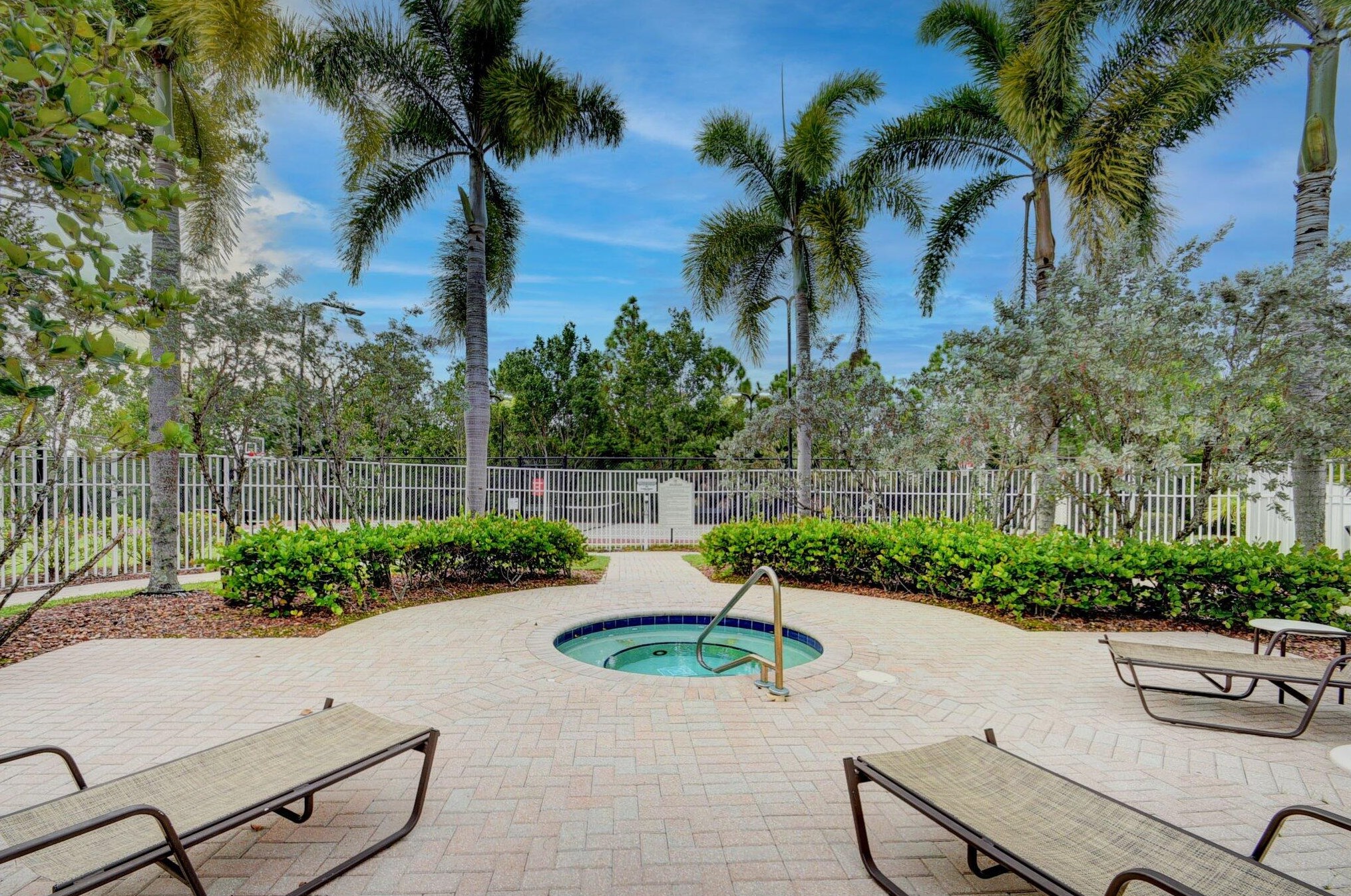 5697 Saddle Trl Ln, Lake Worth FL  exterior