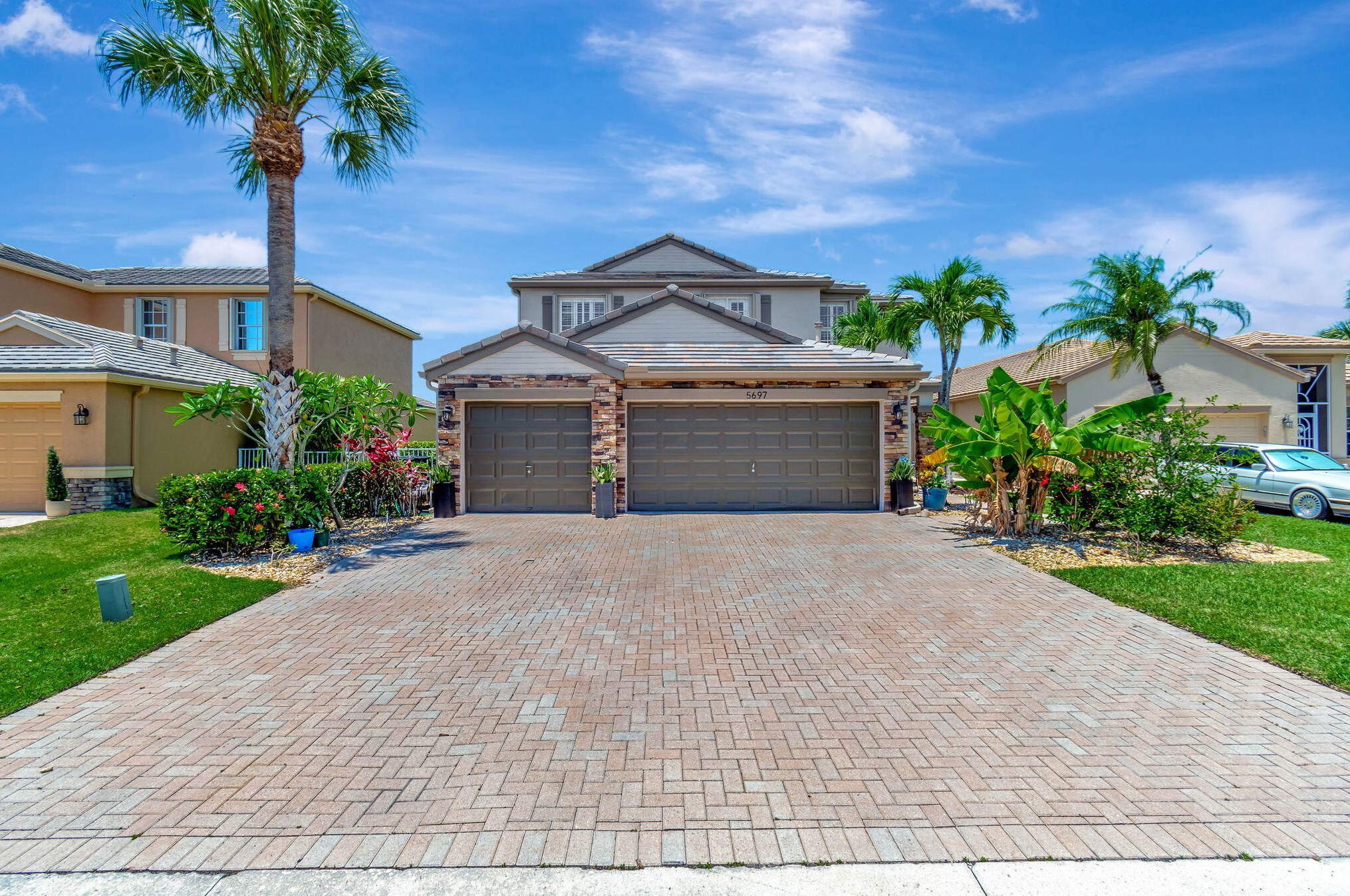 5697 Saddle Trail Ln, Lake Worth, FL 33449-5449