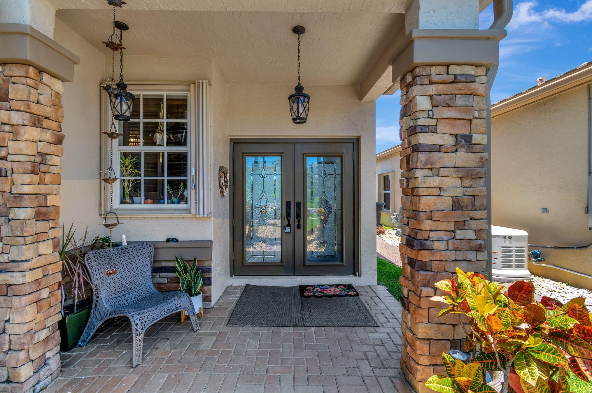 5697 Saddle Trl Ln, Lake Worth FL  exterior