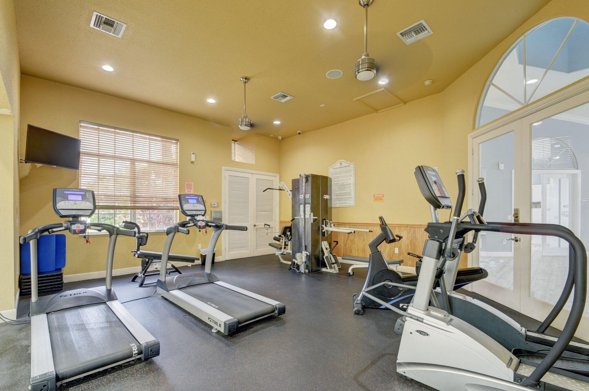 5697 Saddle Trl Ln, Lake Worth FL  exterior