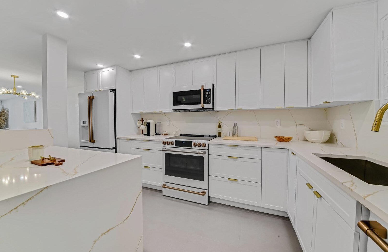 765 Jeffery St, Boca Raton, FL 33487-4102