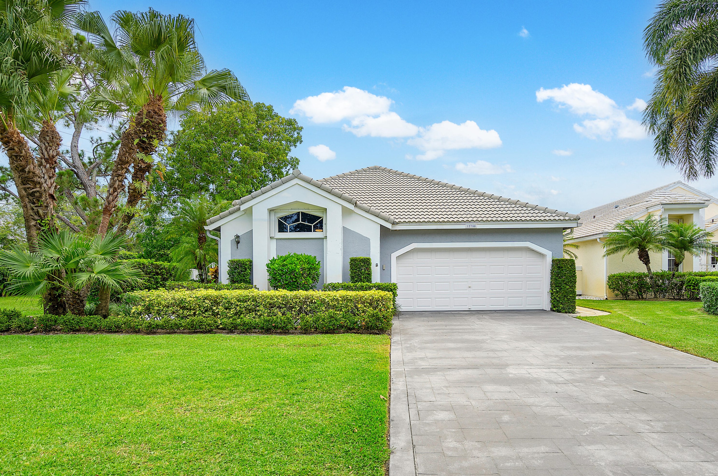 12750 Oak Knoll Dr, West Palm Beach, FL 33418-6982