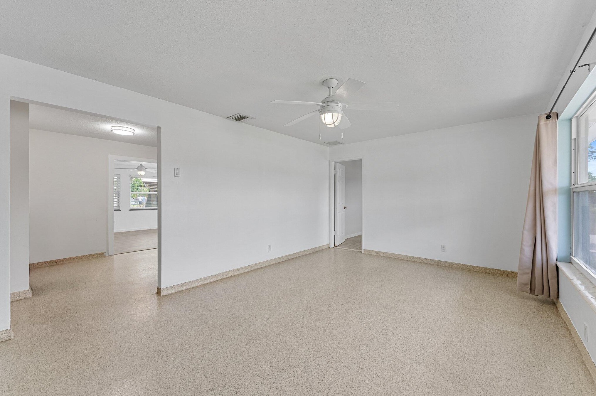 4331 Birdwood St, West Palm Beach, FL 33410-5819