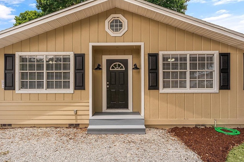 8065 97th Ct, Vero Beach, FL 32967-2808