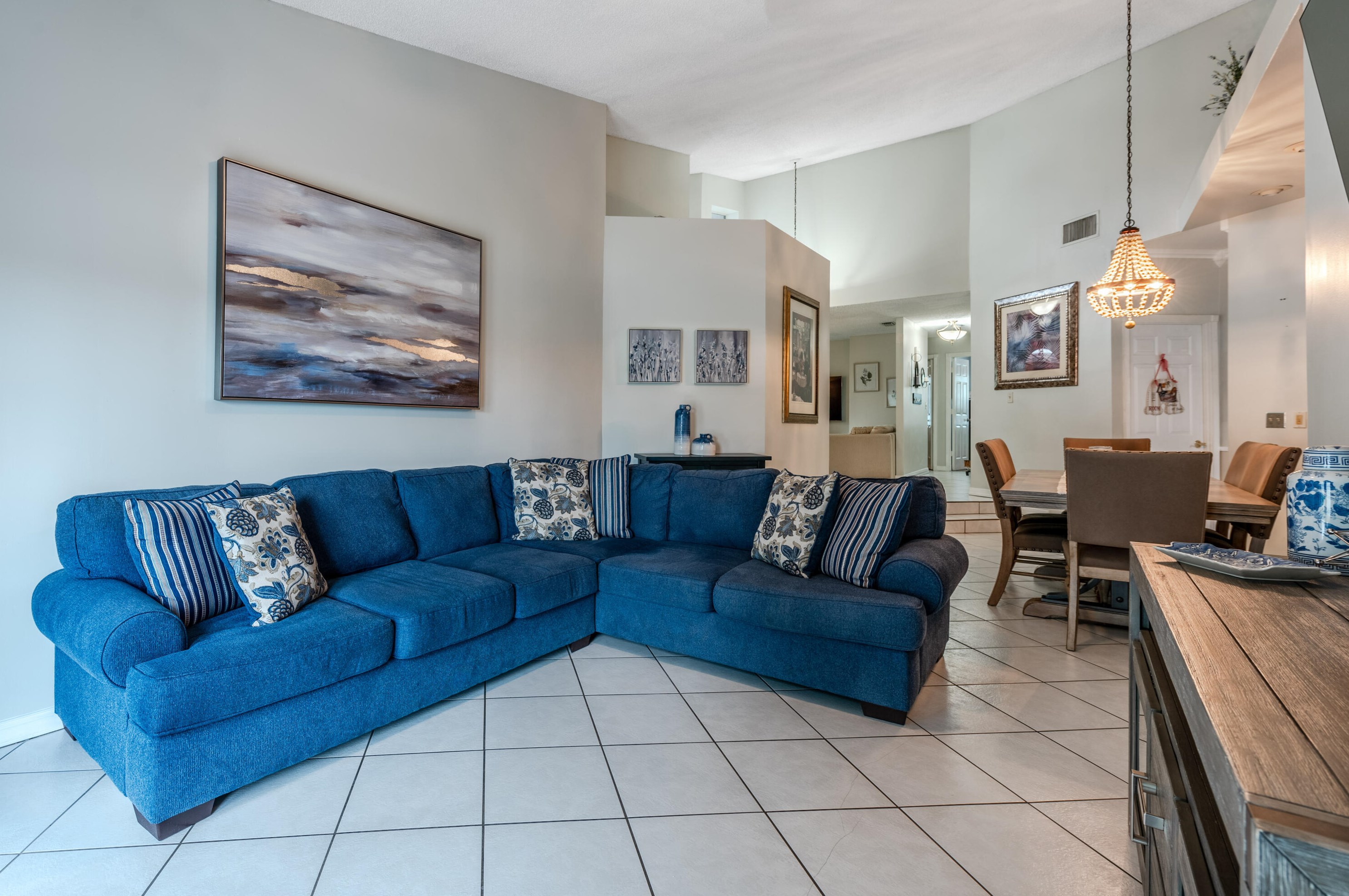 6025 Strawberry Lk Cir, Lake Worth FL  33463-6510 exterior