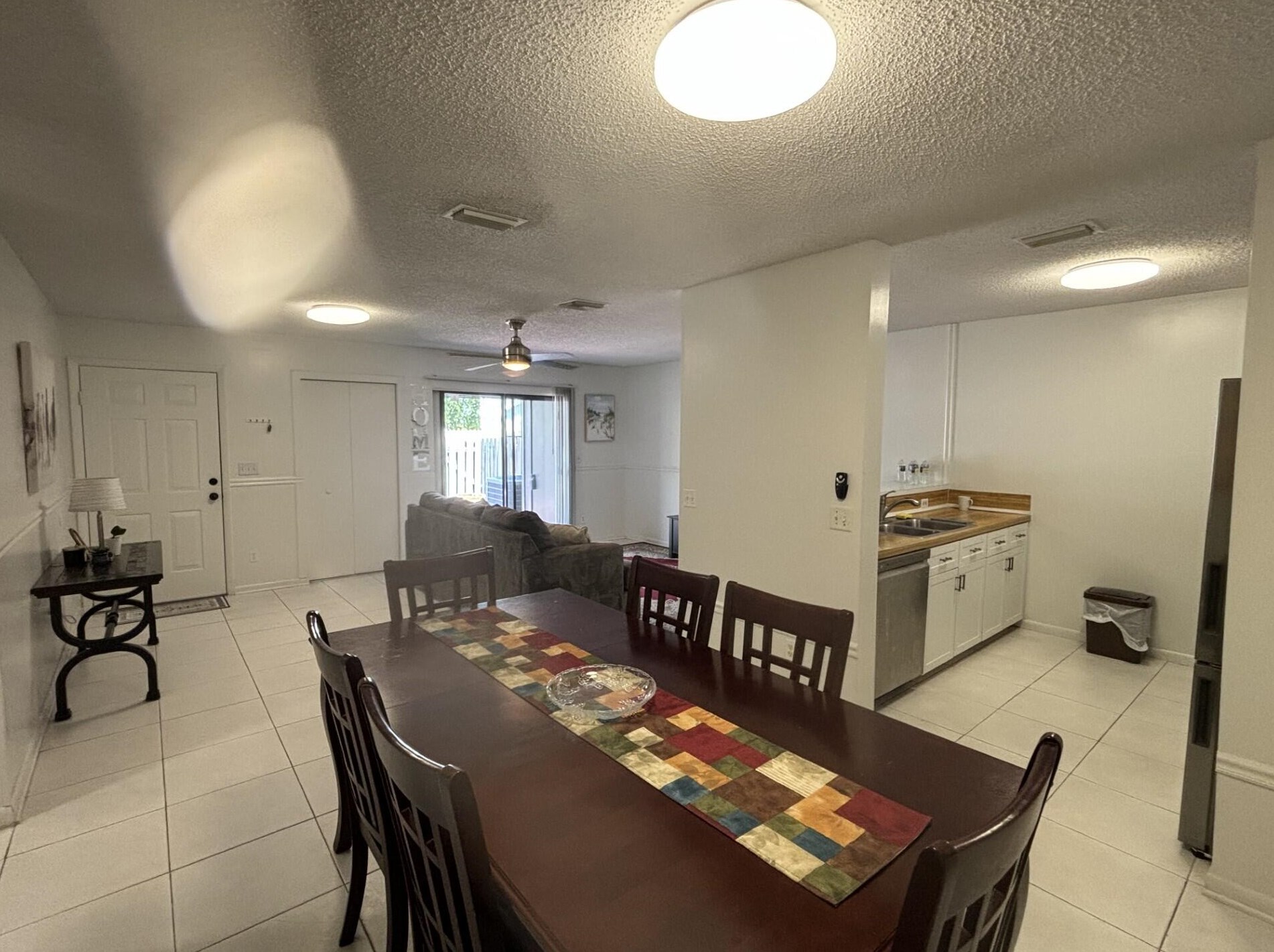 1443 39 Ave, Vero Beach FL 32960-2786 exterior