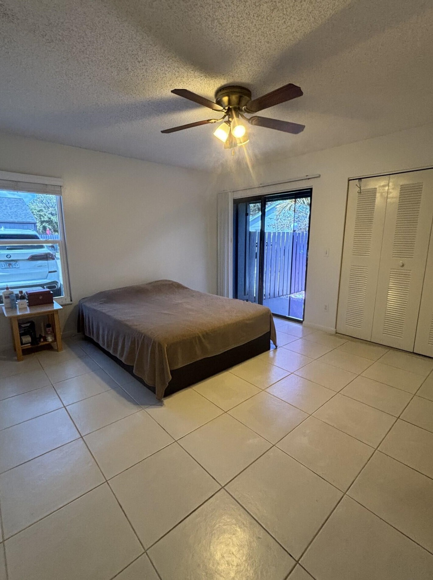 1443 39 Ave, Vero Beach FL 32960-2786 exterior