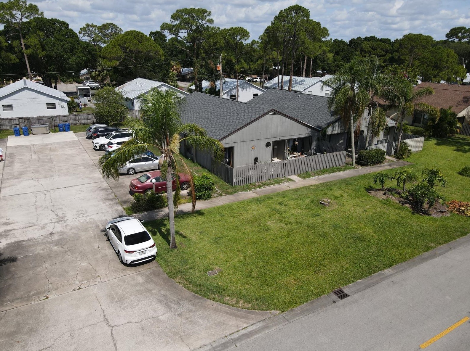 1443 39th Ave, Vero Beach, FL 32960-2789