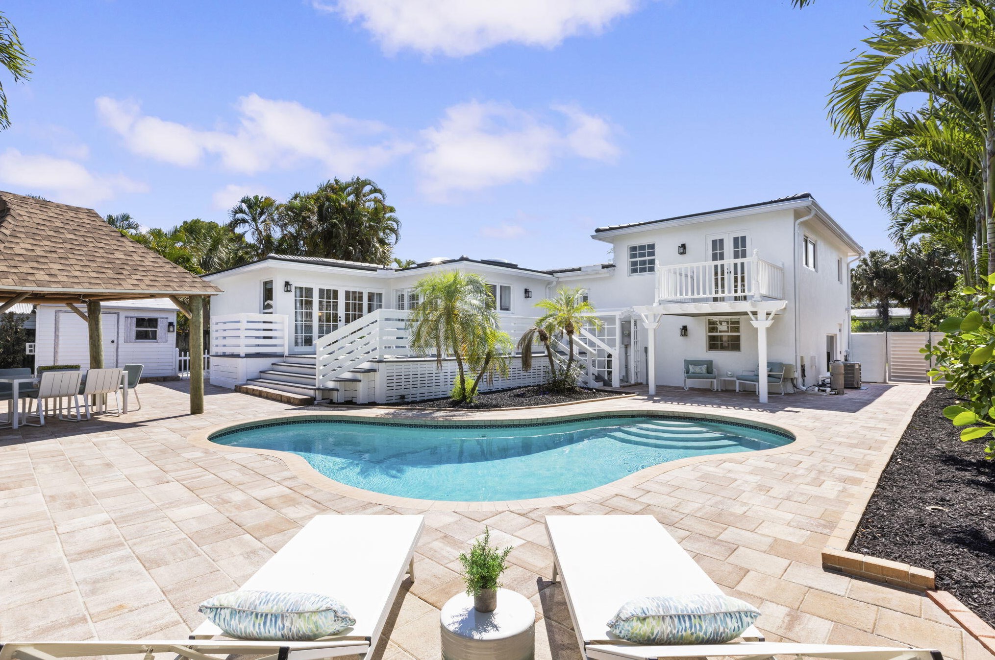 1330 Ne 4th Ave, Boca Raton, FL 33432