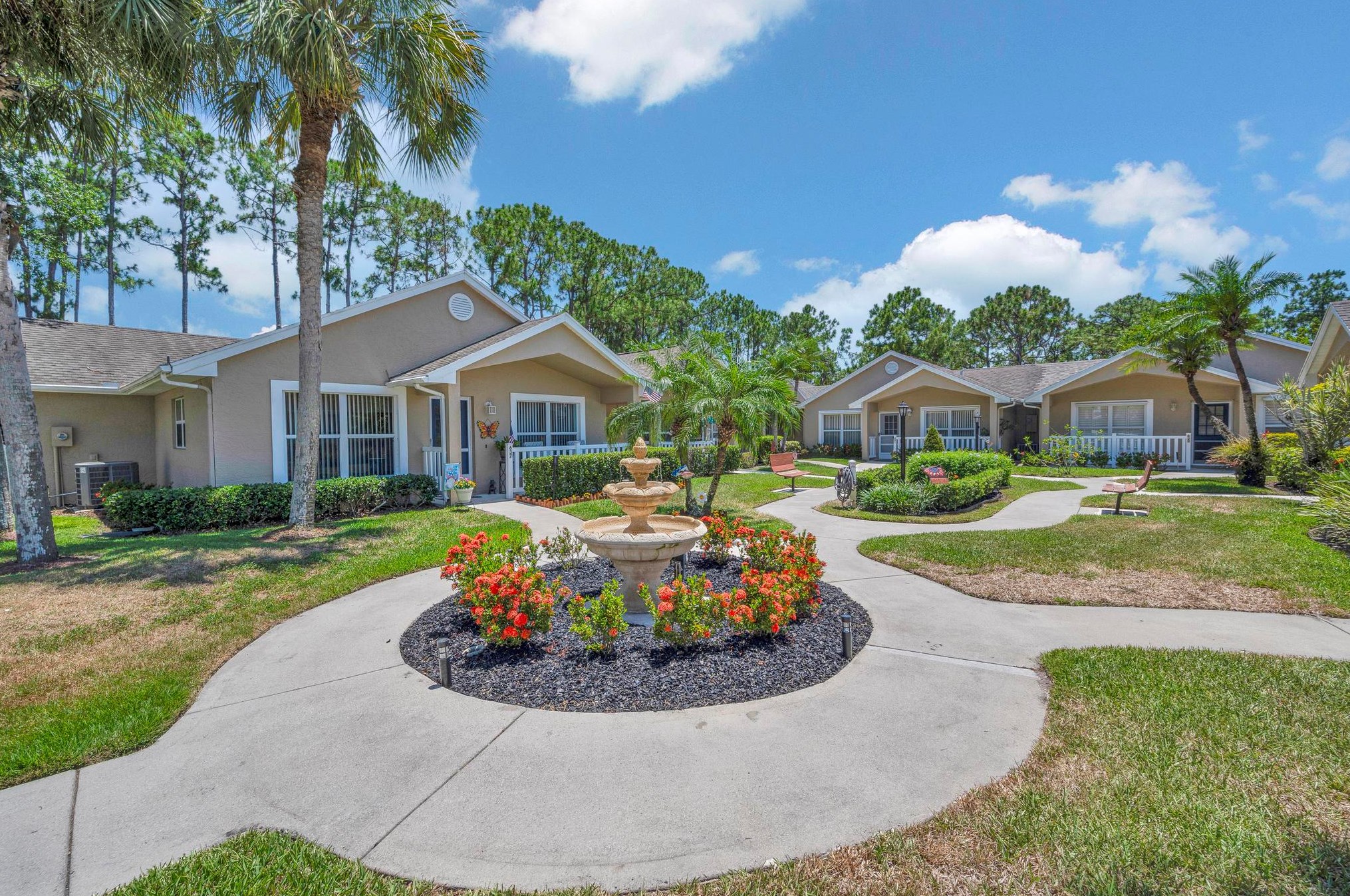 635 San Remo Cir, Fort Pierce, FL 34986-1723