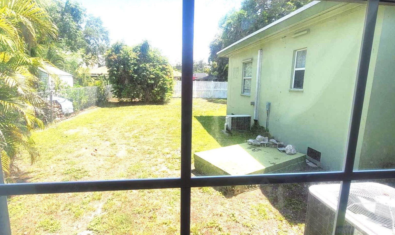 1003 Georgia Ave, Fort Pierce FL  34950-9221 exterior