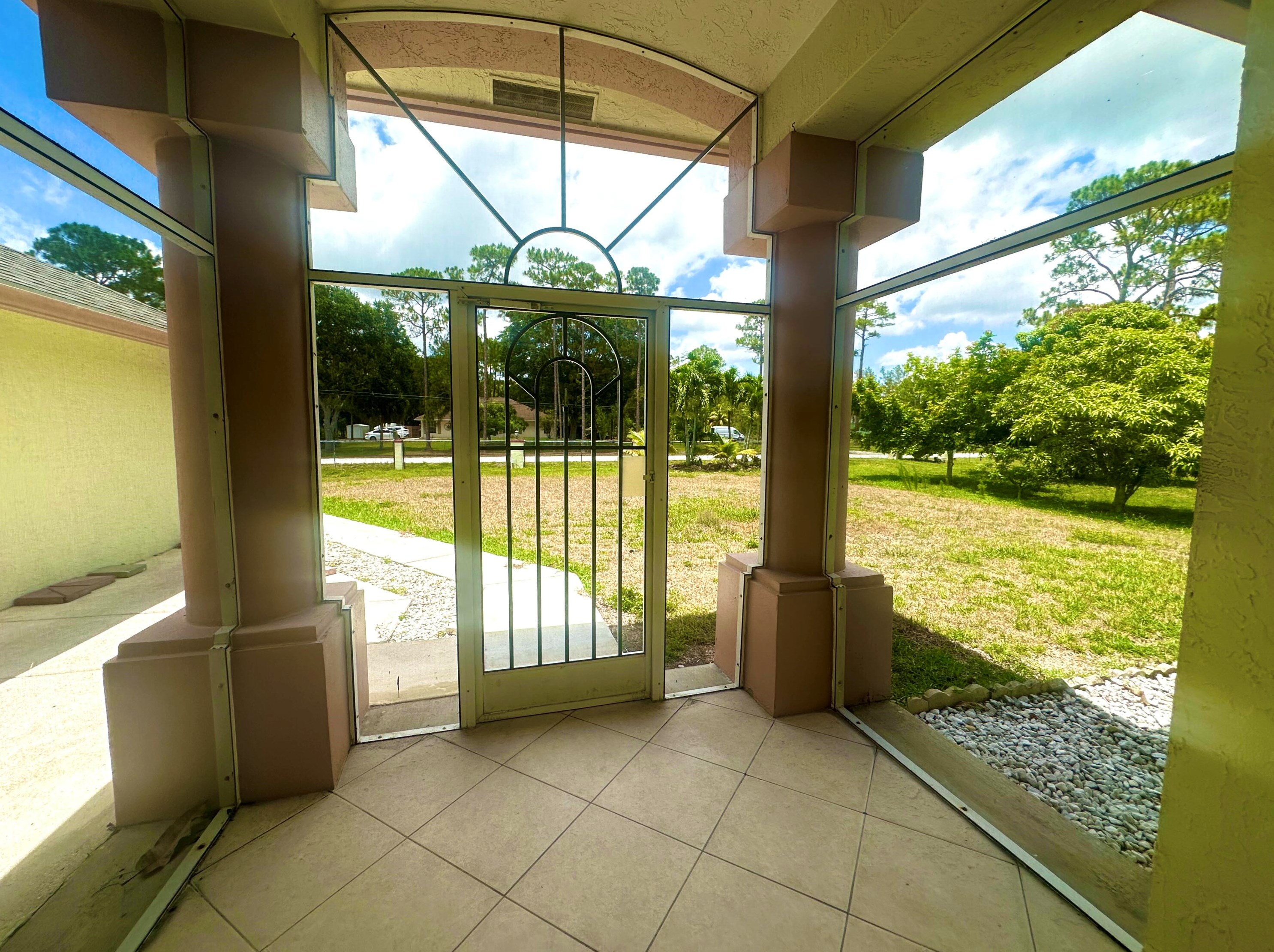 14884 66th St, Town Of Loxahatchee Groves, FL 33470-4524