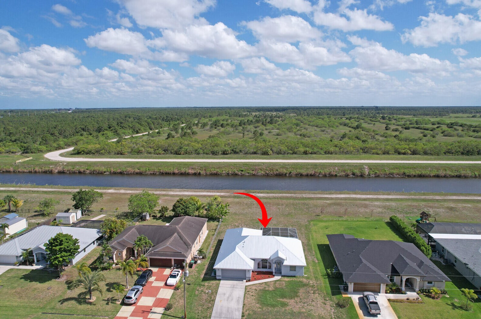 516 Bradshaw Cir, Fort Pierce, FL 34953-5536