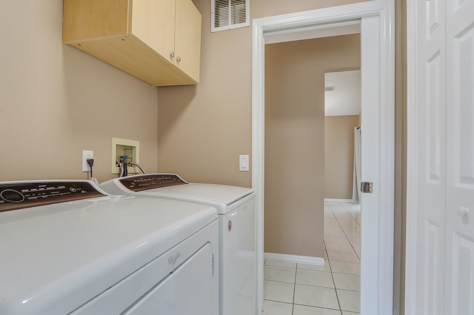 516 Bradshaw Cir, Fort Pierce FL  34953-5539 exterior