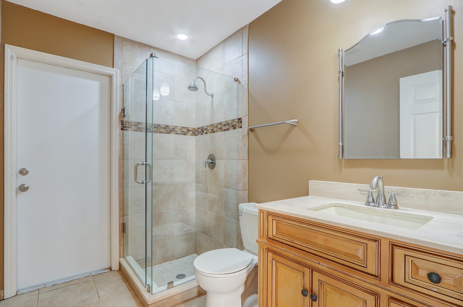 516 Bradshaw Cir, Fort Pierce FL  34953-5539 exterior