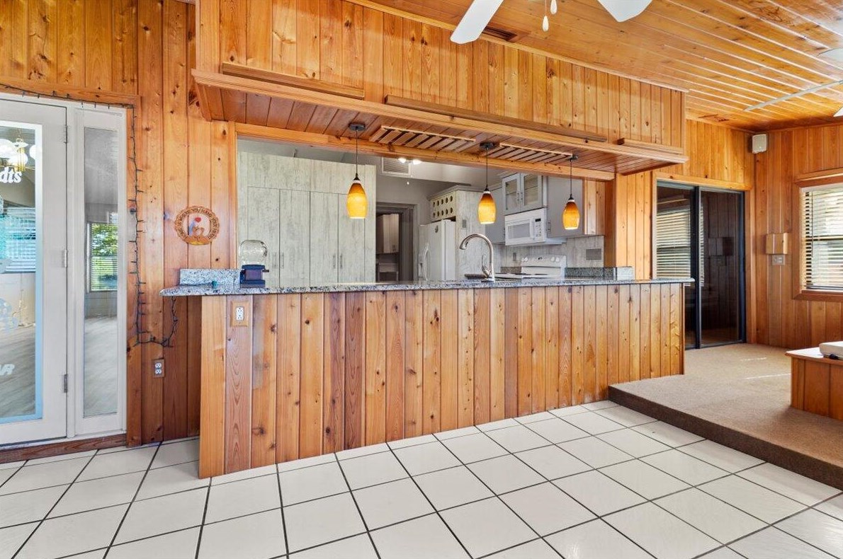 1821 Altman Ave, Fort Pierce FL  34953-1075 exterior