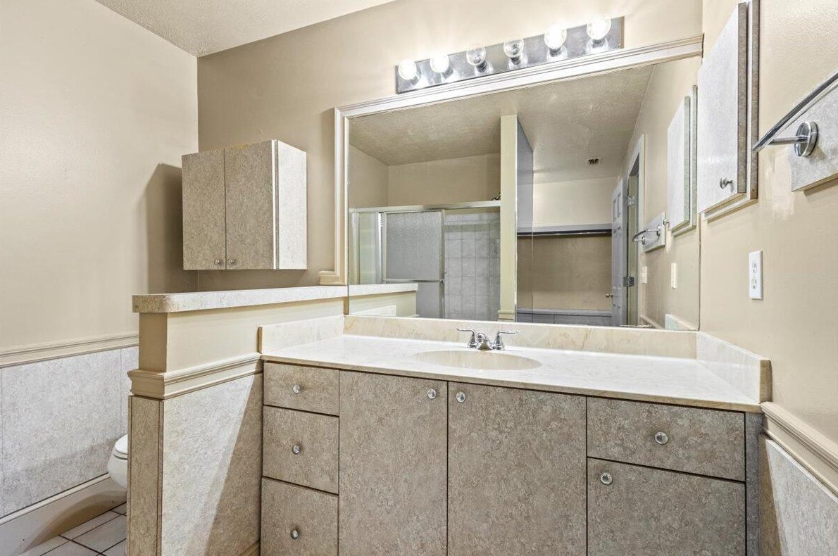 1821 Altman Ave, Fort Pierce FL  34953-1075 exterior