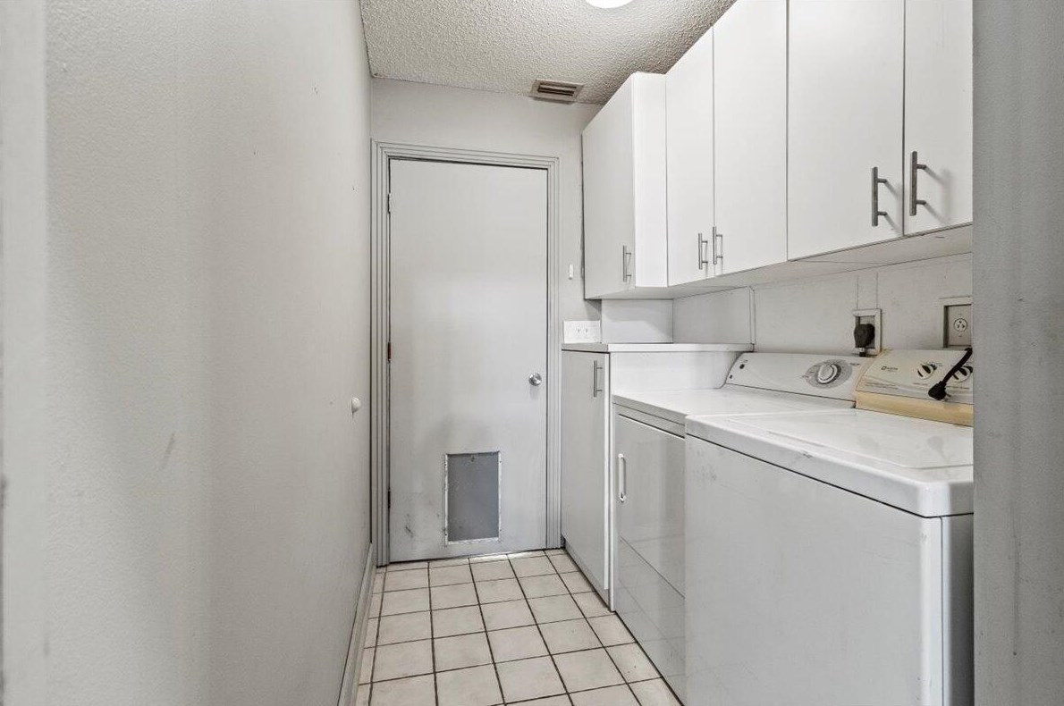 1821 Altman Ave, Fort Pierce FL  34953-1075 exterior