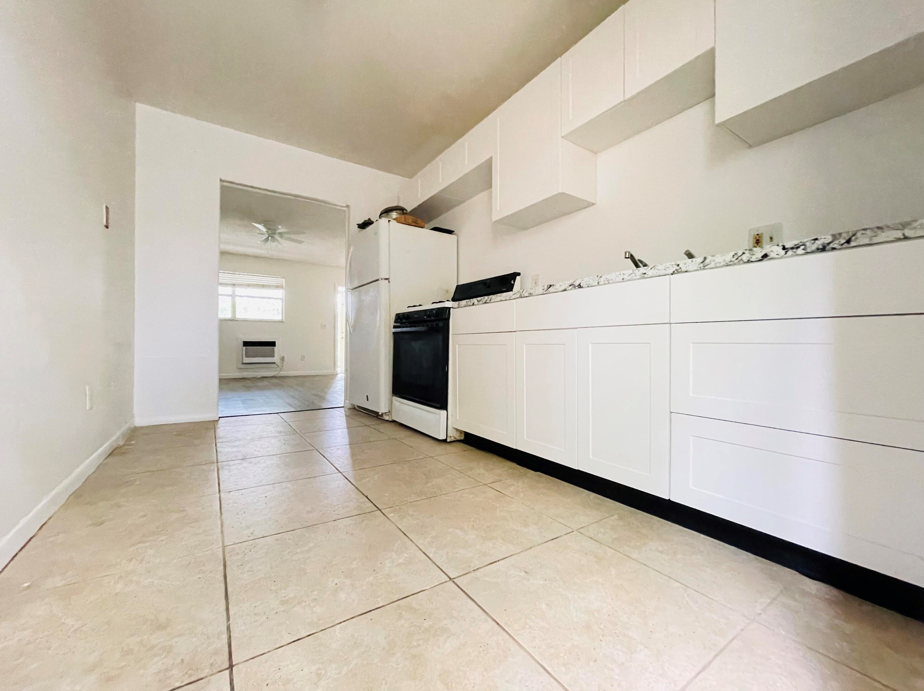 531 27th St, West Palm Beach, FL 33404-4454