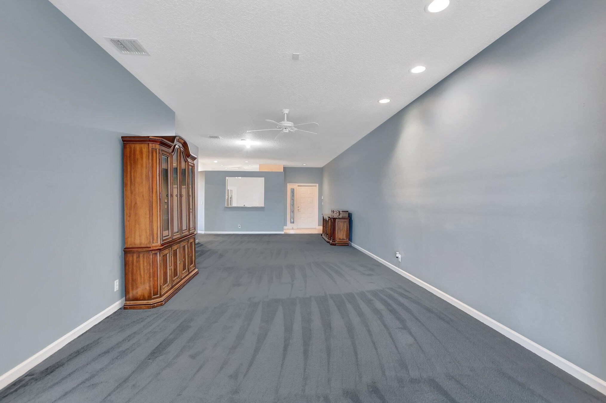 10549 Royal Caribbean Cir, Boynton Beach FL  33437-4285 exterior