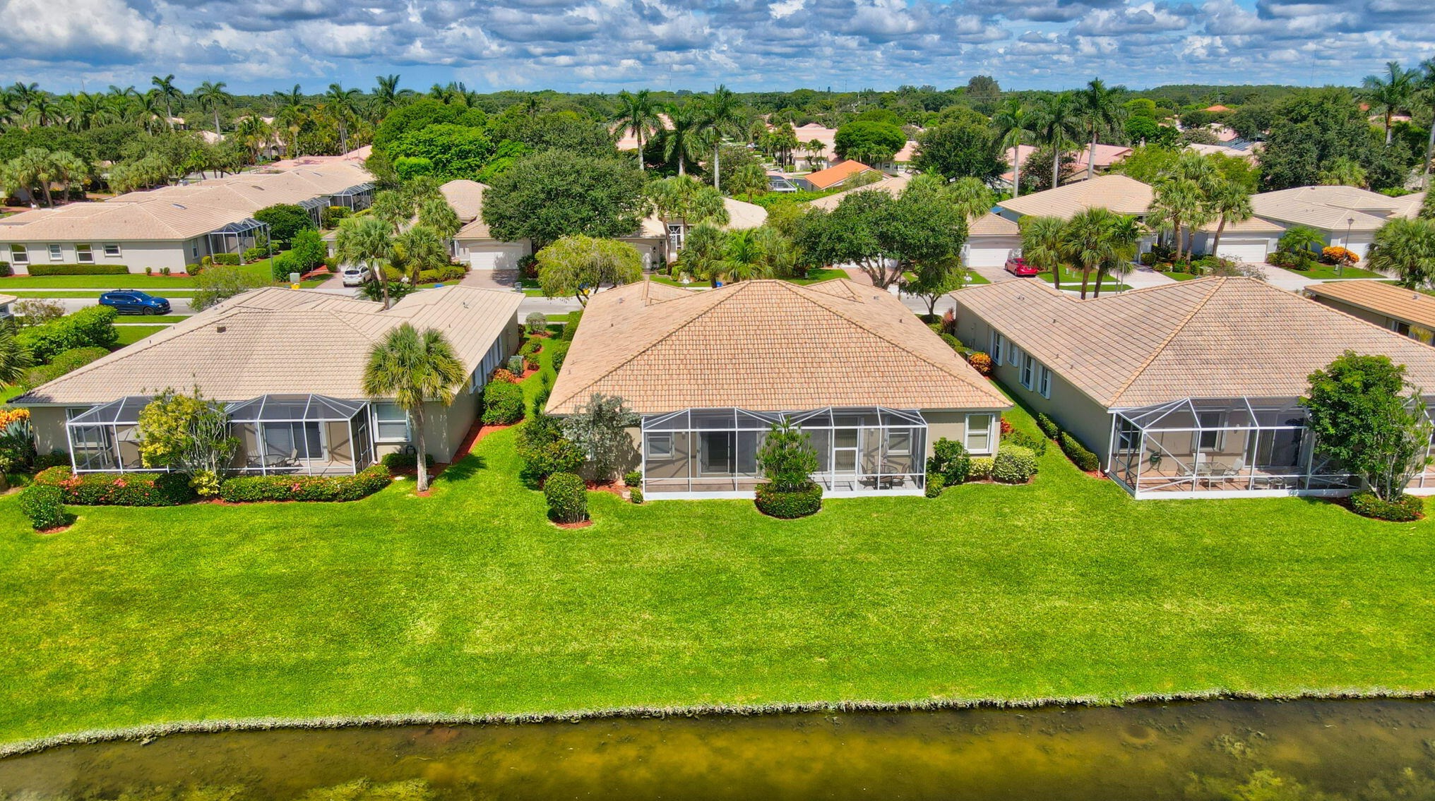 10549 Royal Caribbean Cir, Boynton Beach FL  33437-4285 exterior