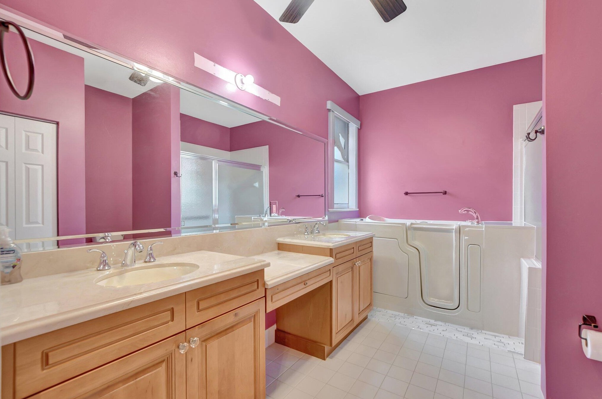 10549 Royal Caribbean Cir, Boynton Beach FL  33437-4285 exterior