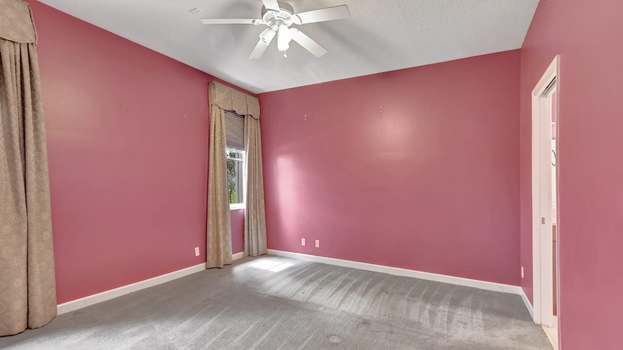 10549 Royal Caribbean Cir, Boynton Beach FL  33437-4285 exterior