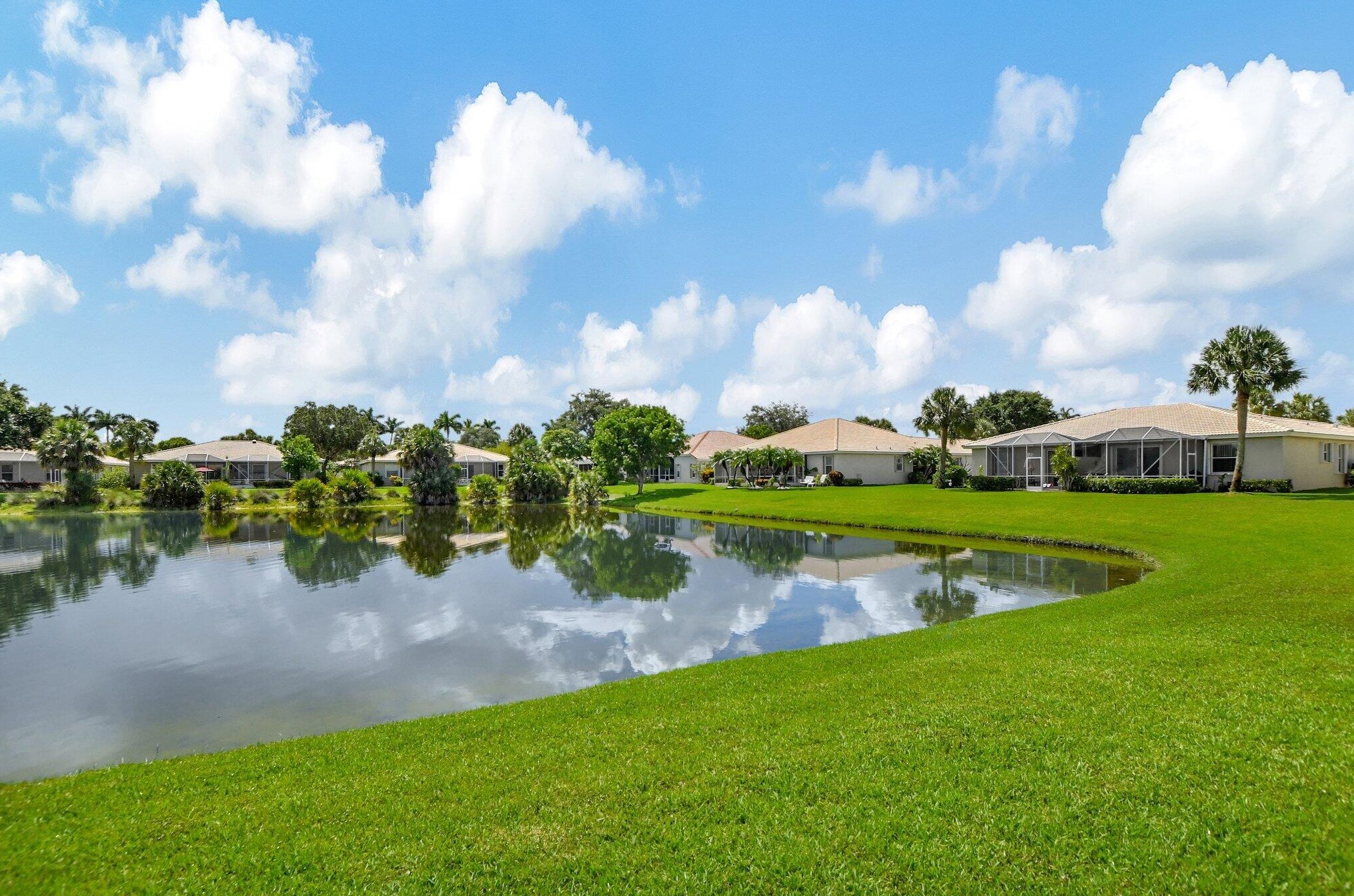 10549 Royal Caribbean Cir, Boynton Beach FL  33437-4285 exterior