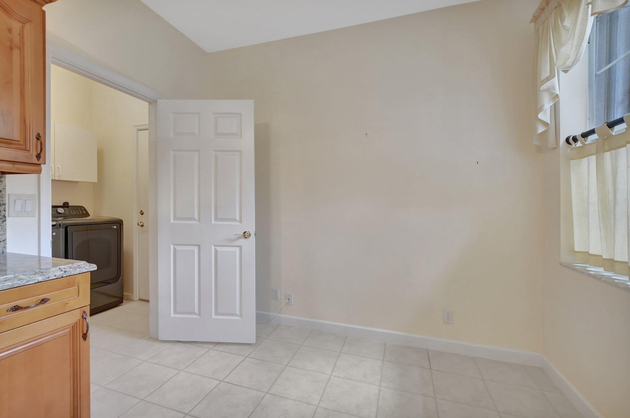 10549 Royal Caribbean Cir, Boynton Beach FL  33437-4285 exterior