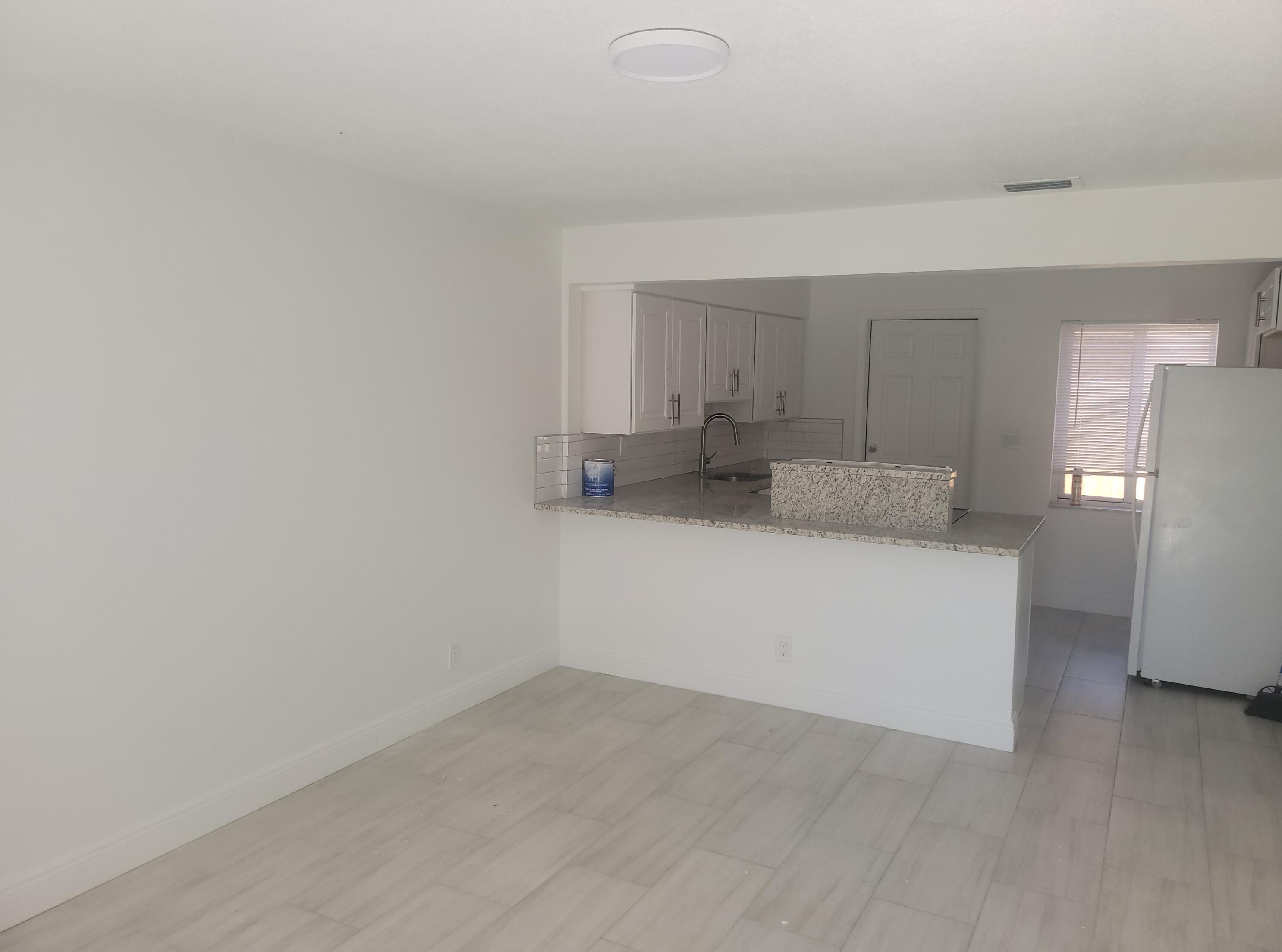 624 W Mango St #1, Lake Worth, FL 33462