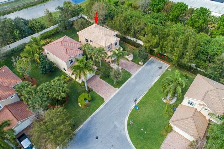 10405 Yarrow Dr, Boynton Beach, FL 33437-7543