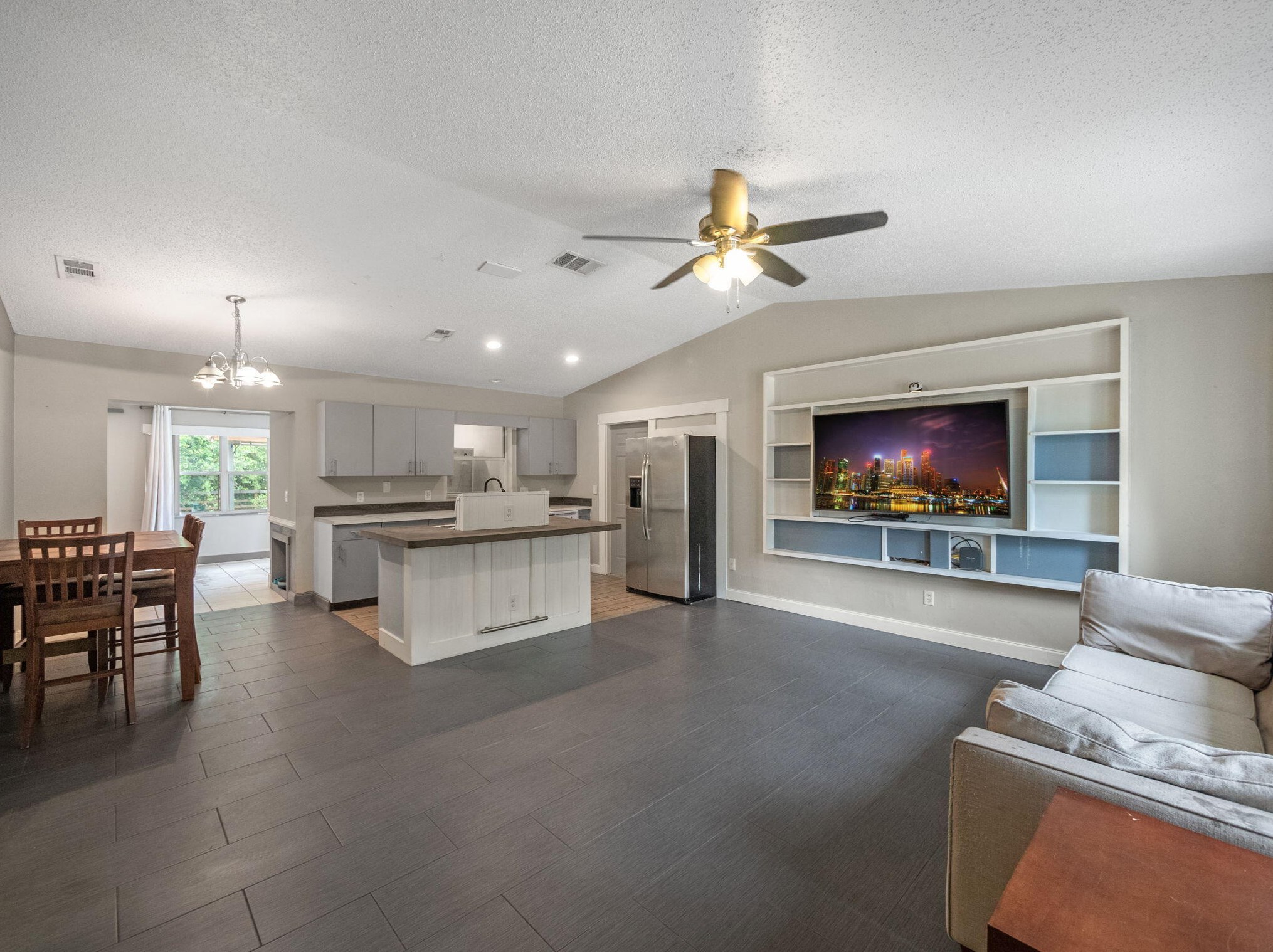 1938 Capri St, Fort Pierce, FL 34953-1853