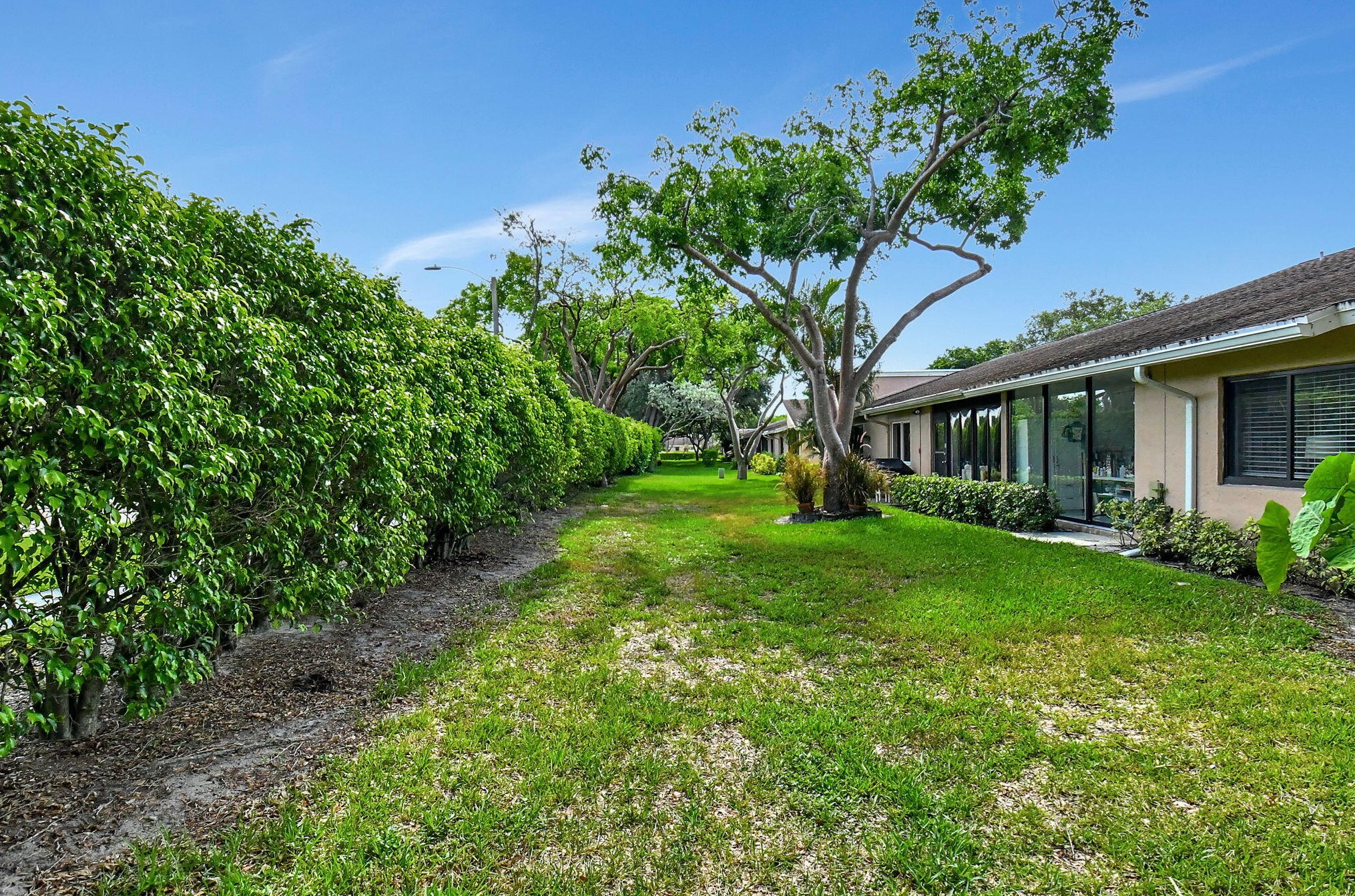 8313 Springtree Rd, Boca Raton FL 33496-5128 exterior